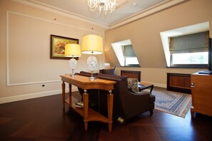 Luxury Suite, 1 Bedroom - Hotel Pontos Plaza (Yessentuki)