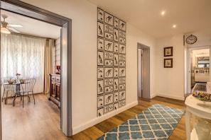 Interior entrance - AwesHome - Vintage Rooms (Pisa)