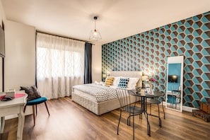 Classic Triple Room (Private External Bathroom) - AwesHome - Vintage Rooms (Pisa)