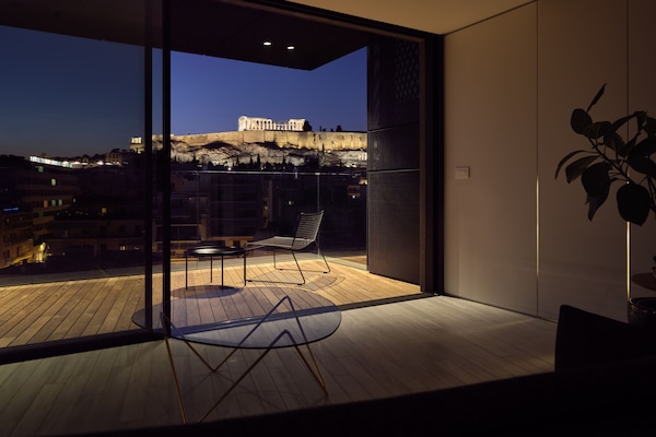 The Caryat - Acropolis Penthouse Maisonette | Living area