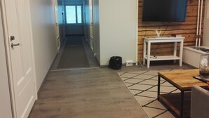 Economy Double or Twin Room, Shared Bathroom | Living area