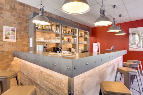 Bar (en la propiedad)