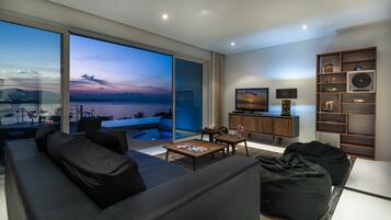 Apartment, 3 Bedrooms, Ocean View, Sea Facing | Living area | 30-inch flat-screen TV with cable channels, TV