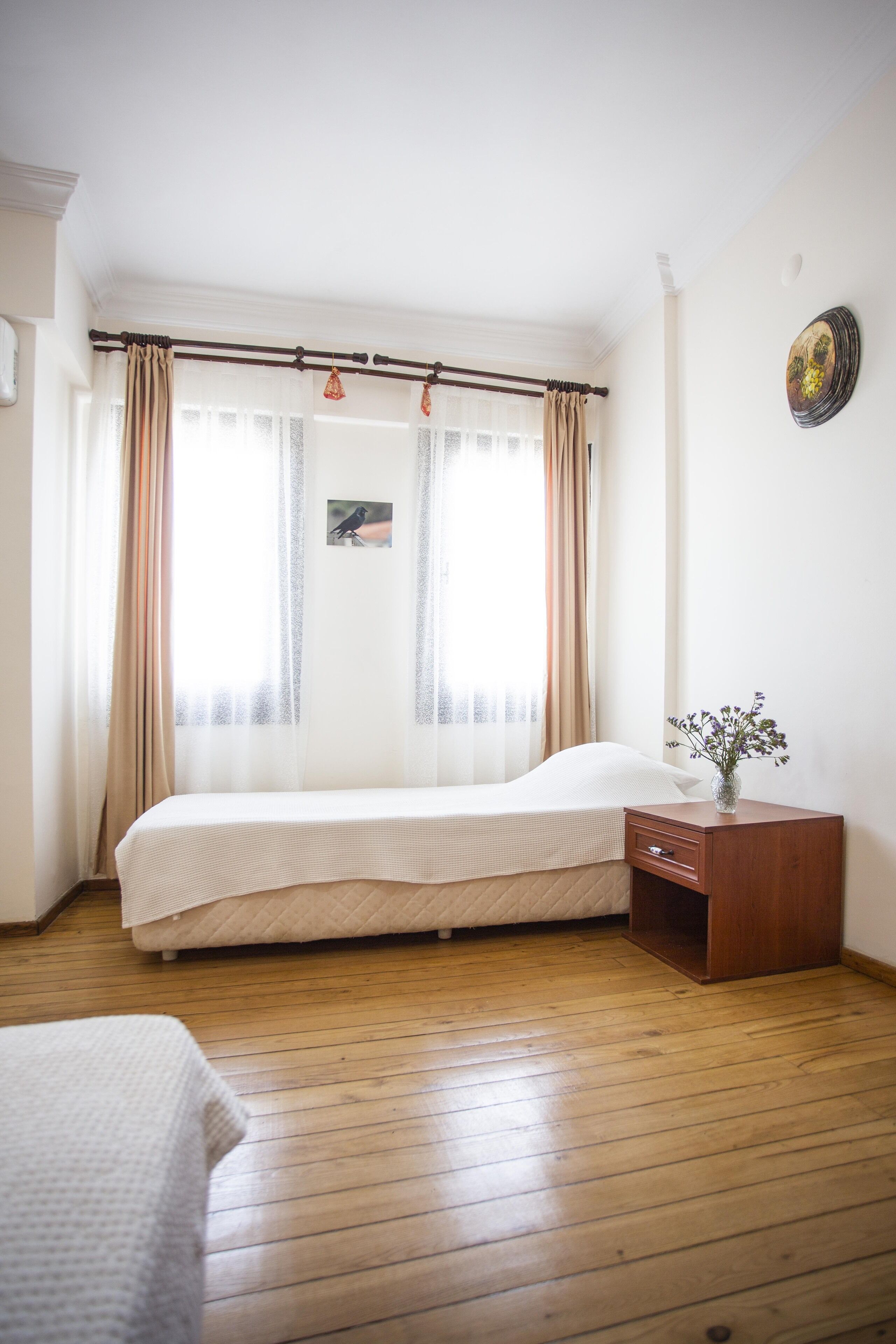 standard double room, non smoking, partial sea view | 1 bedroom, premium bedding, minibar, blackout curtains