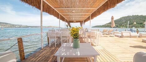 Breakfast, lunch served; Turkish cuisine, beach views