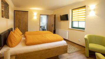 Habitación doble estándar | Muebles diferentes, wifi gratis y ropa de cama