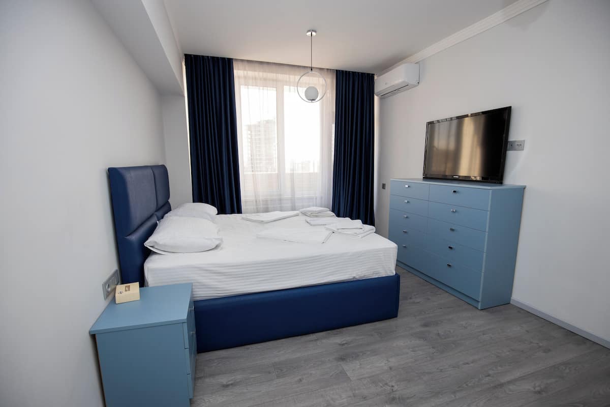 Comfort-Apartment | 1 Schlafzimmer, Zimmersafe, Schreibtisch, Verdunkelungsvorhänge