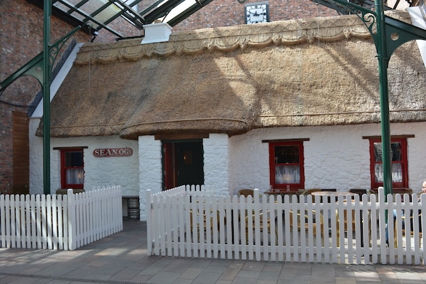 Terrace/patio - Rooms At Rue (Omagh)