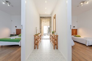 單棟房屋, 2 間臥室 | 房內夾萬、熨斗/熨衫板、嬰兒床 (收費)、免費 Wi-Fi