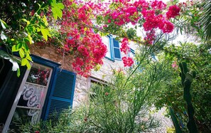 Double Room | Terrace/patio - Greco Hotel (Hydra)