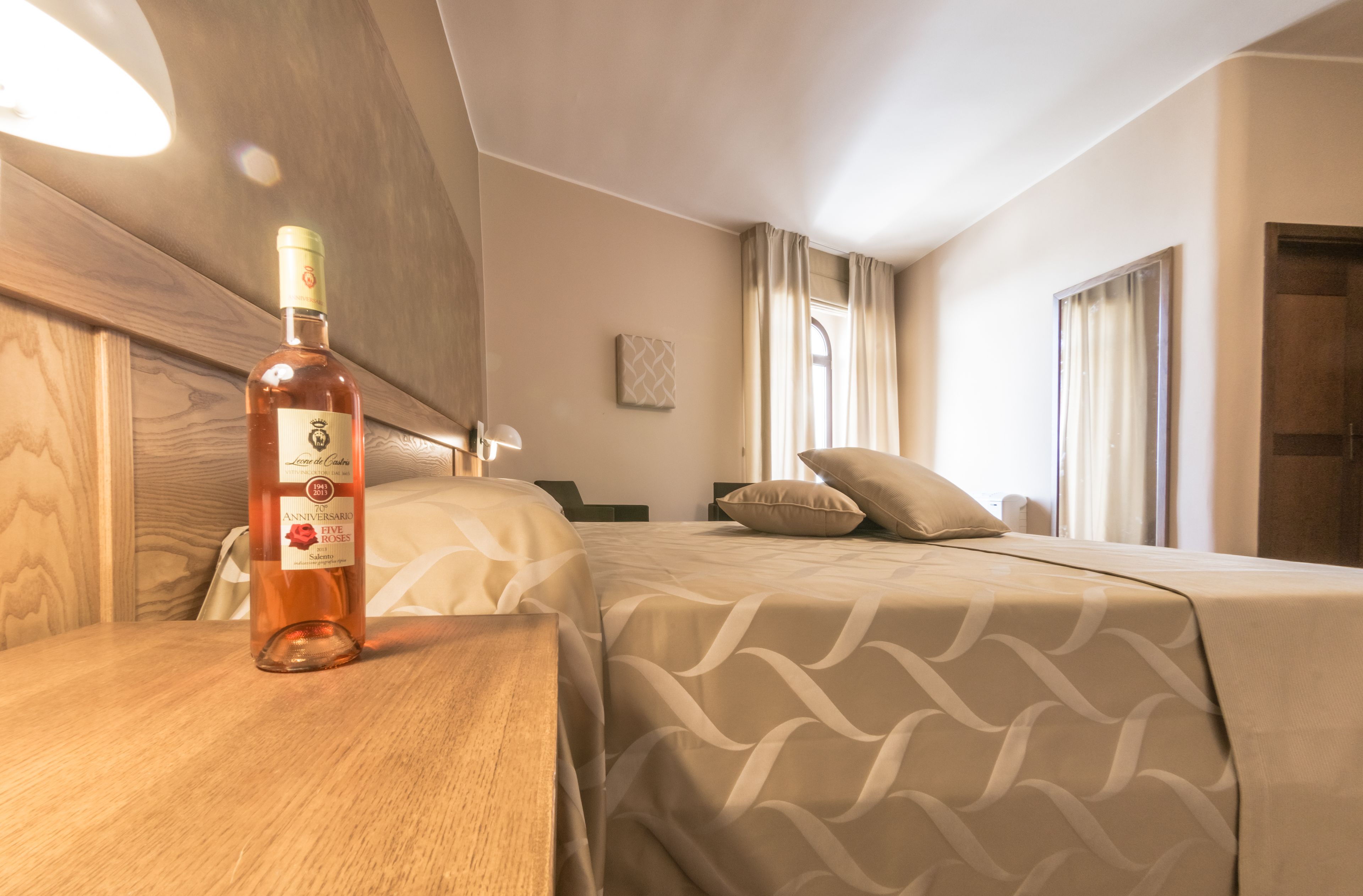 camera matrimoniale basic | minibar, in-room safe, desk, soundproofing