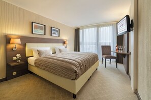Superior Double Room | Desk, cots/infant beds, free WiFi, bed sheets - Parkhotel Luise (Bad Herrenalb)