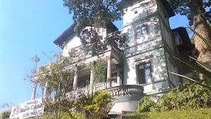 Façana frontal de l'allotjament