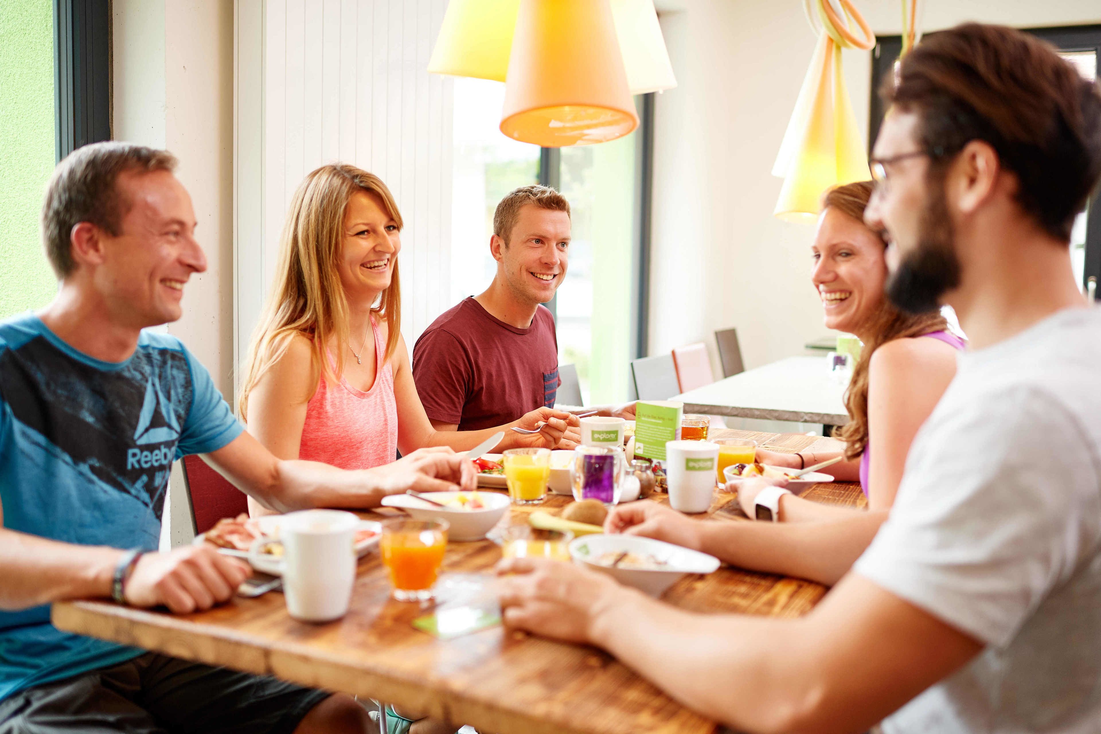 Free daily buffet breakfast