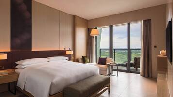 1 bedroom, down comforters, minibar, in-room safe