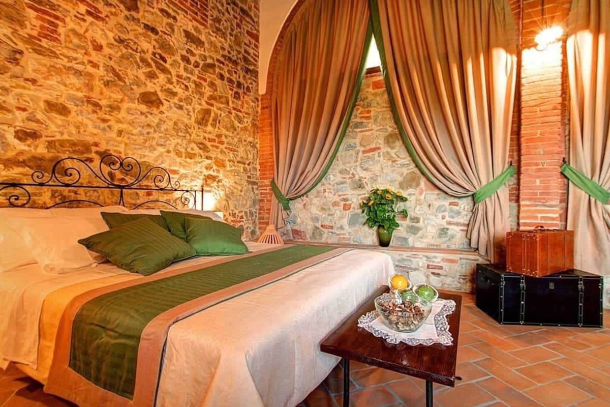 Superior Suite, Ensuite, Garden View ("Verde Ramina")