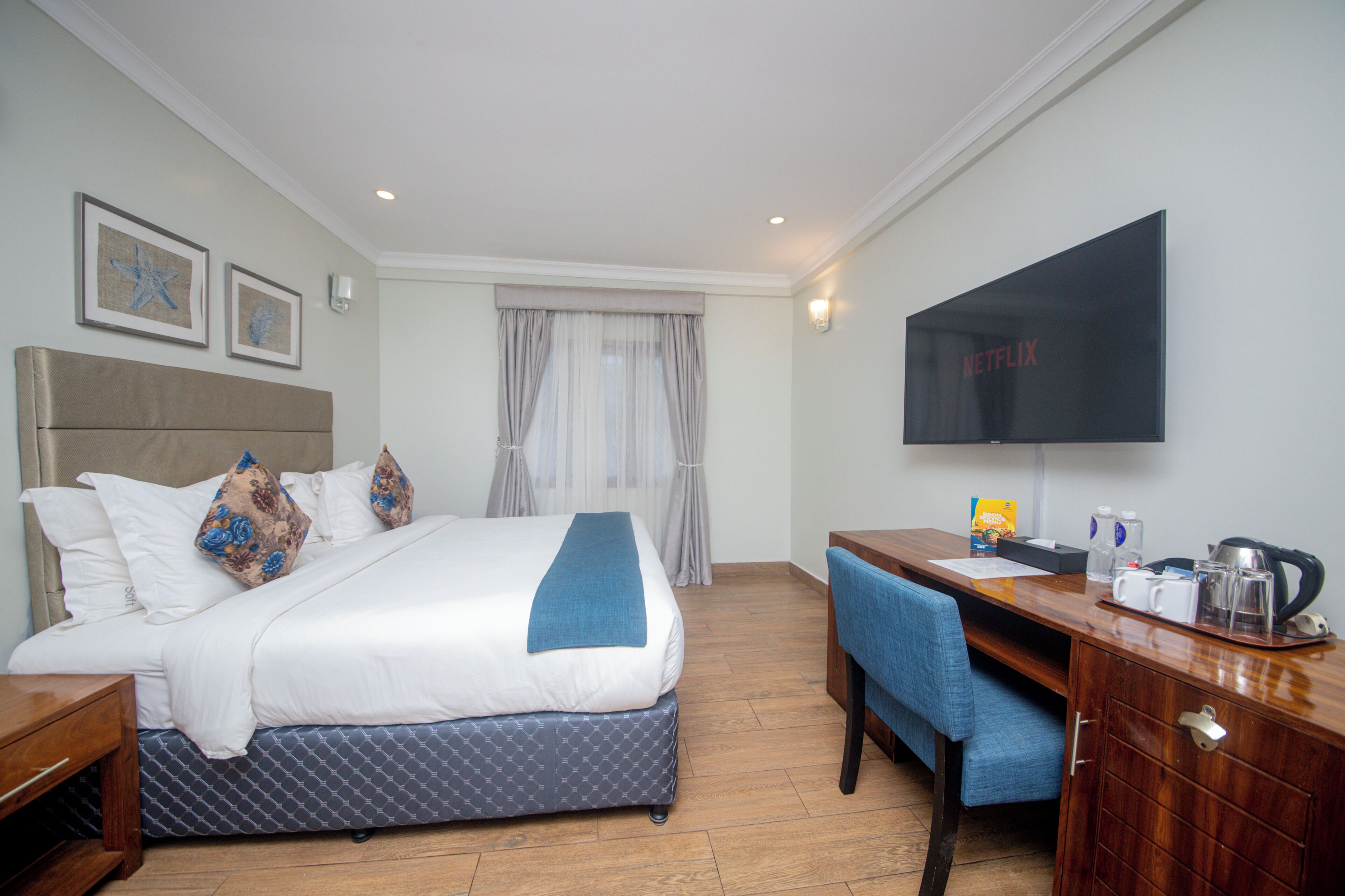 Standard Room, 2 Twin Beds, Non Smoking, Pool View | Premium bedding, minibar, in-room safe, desk