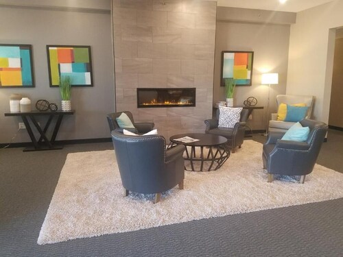Reston Lodge & Suites