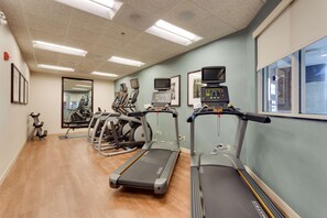 Fitness facility - Drury Plaza Hotel St. Louis St. Charles (St. Charles)