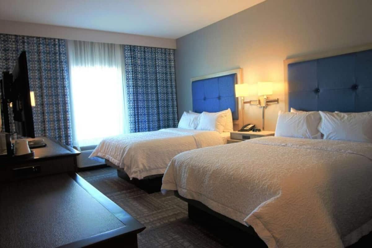 In-room safe, desk, laptop workspace, blackout drapes