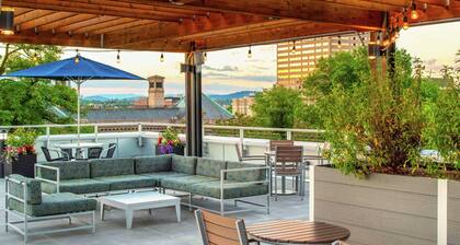 Hampton Inn & Suites Portland-Pearl District