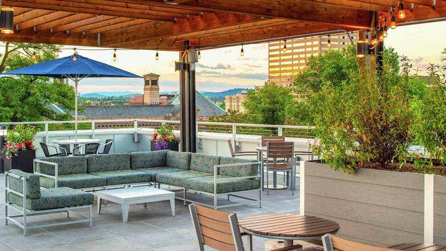 Hampton Inn & Suites Portland-Pearl District