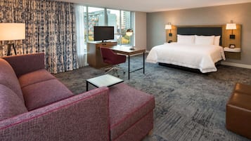 Ropa de cama hipoalergénica y escritorio