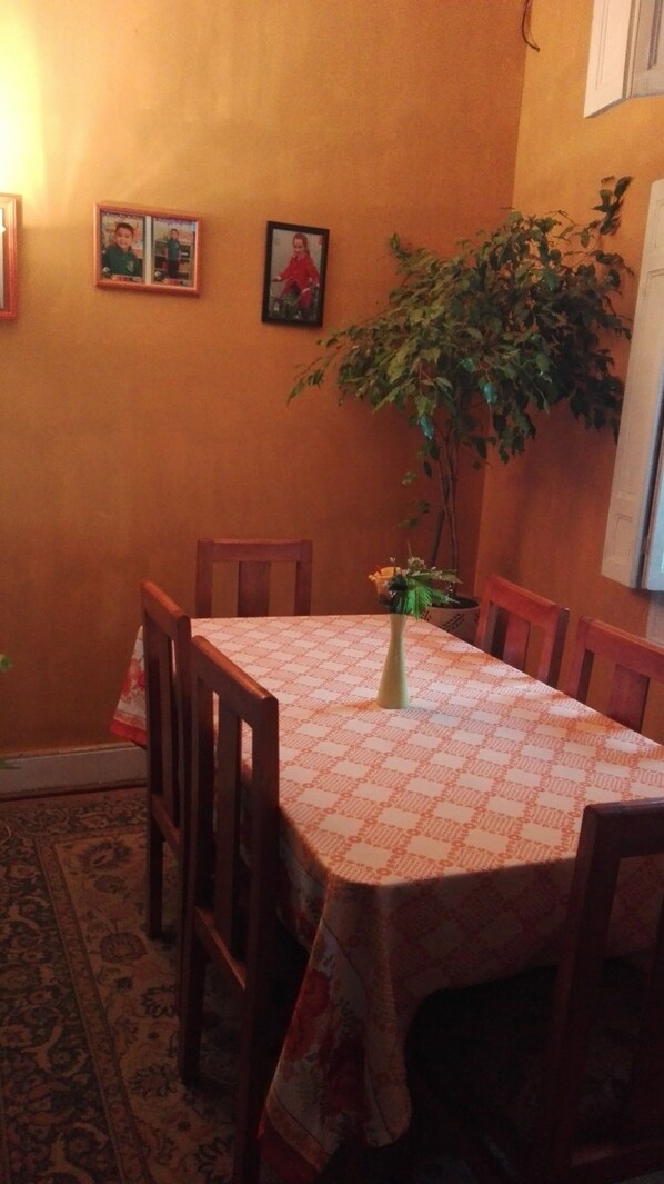 Desayuno completo incluido todos los días