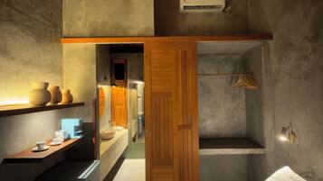Quarto casal conforto | 1 quarto, frigobar, cofres nos quartos