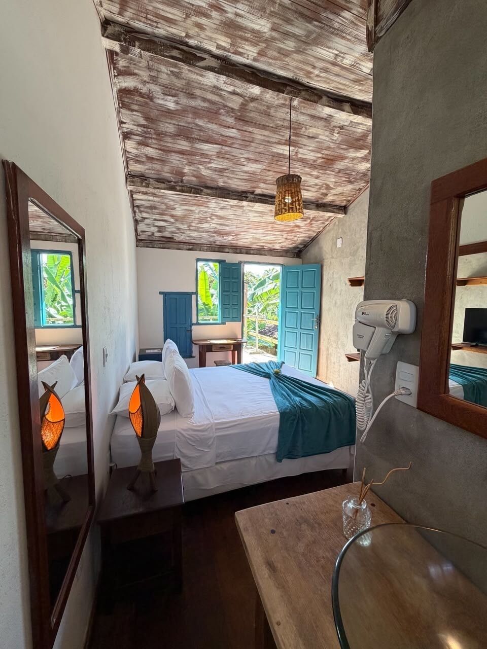 1 chambre, minibar, coffres-forts dans les chambres