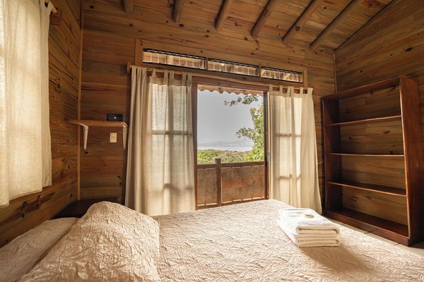 Cabin, 1 Bedroom | WiFi (free), bed sheets
