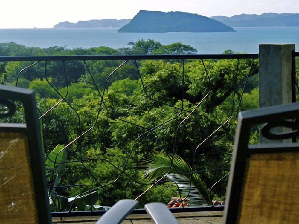 Blue Dream Hotel by null