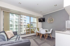 Queen Street Two Bedroom Apartment | Living area