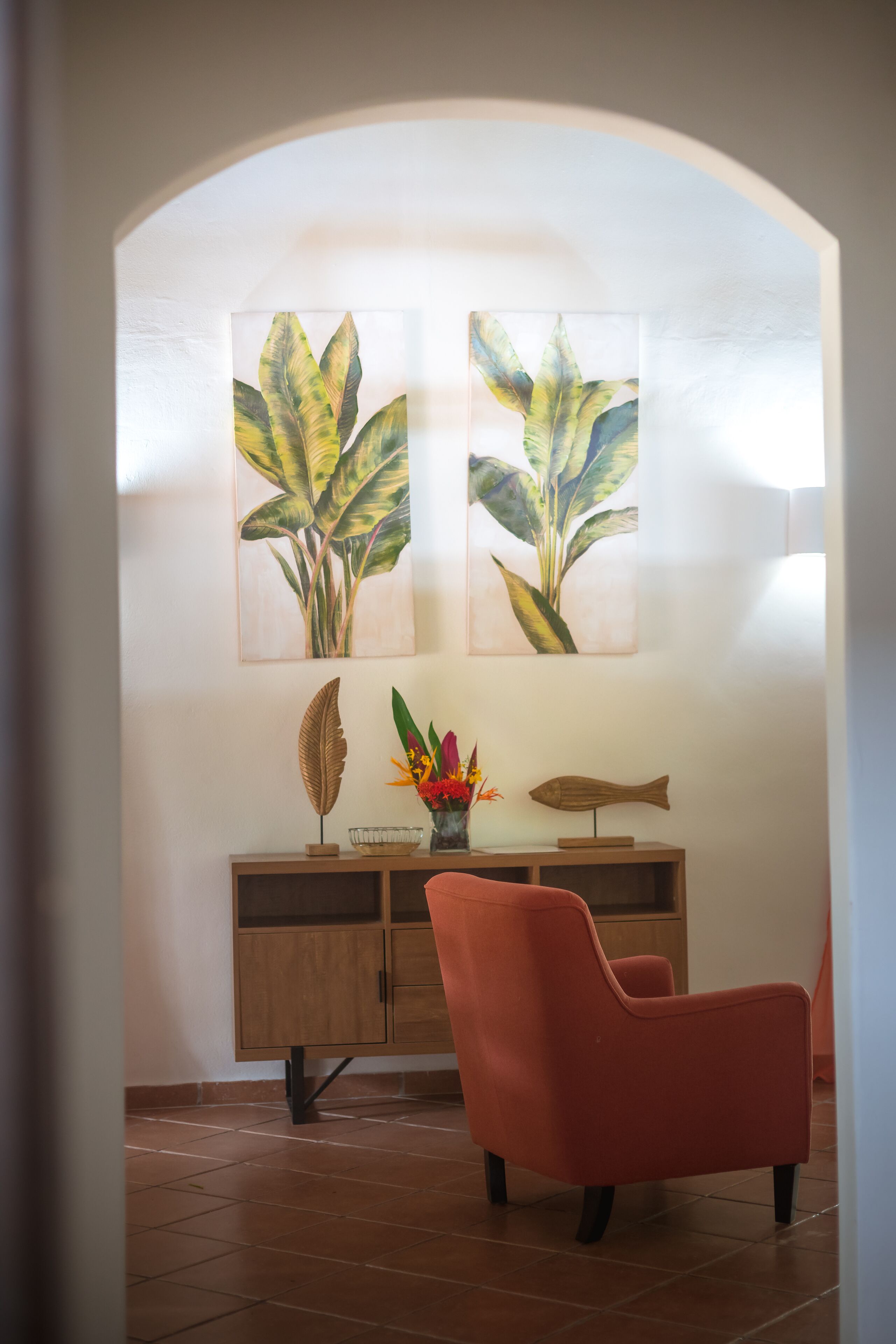 house, 3 bedrooms, balcony, pool view | living area