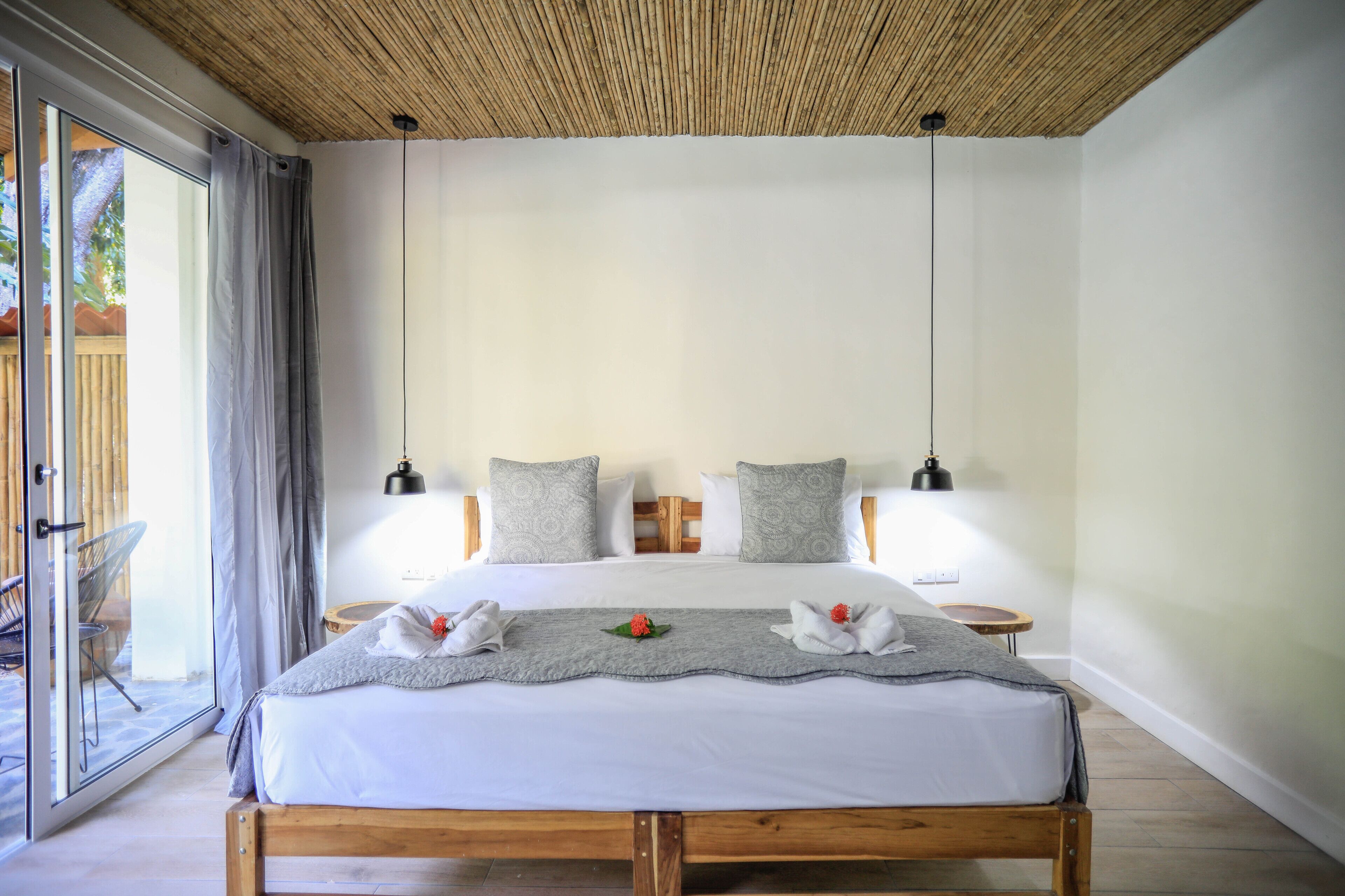 Room | In-room safe, free WiFi, bed sheets