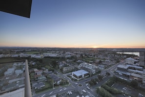 Appartement Panoramique, 1 chambre, cuisine, vue lac | Vue de la chambre