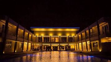 Kolam renang