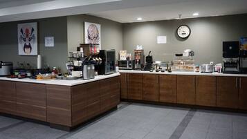 Desayuno completo incluido todos los días