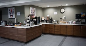 Free daily full breakfast