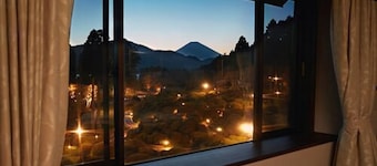 Hotel de Yama, Hakone Lake Side