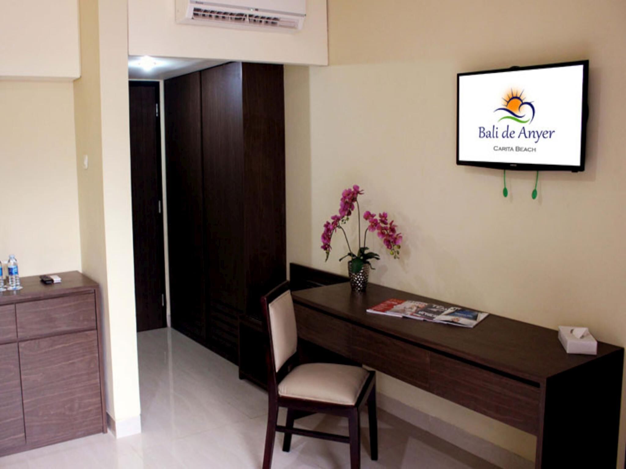 المنشأة من الداخل