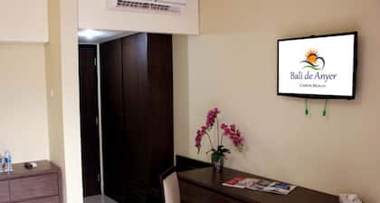 Bali De Anyer Hotel and Restaurant