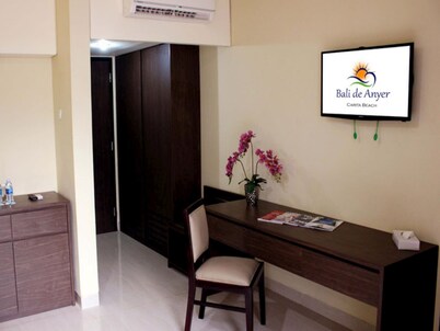 Bali De Anyer Hotel and Restaurant