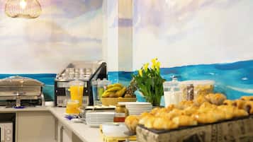 Desayuno buffet diario (EUR 12.50 por persona)