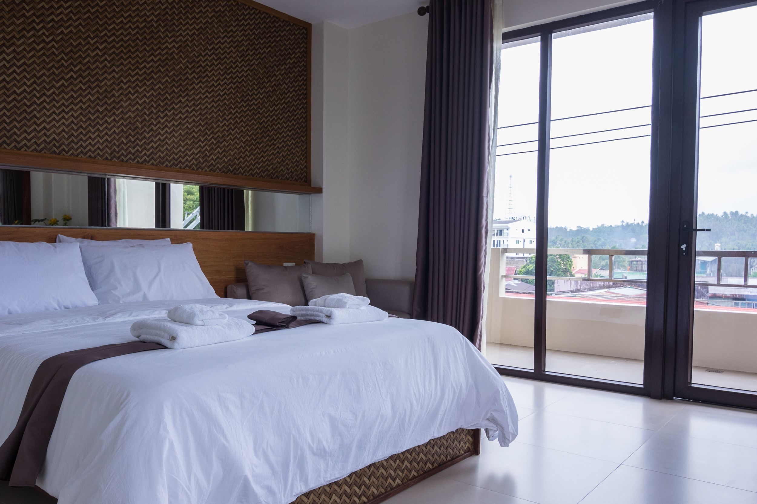 in-room safe, desk, iron/ironing board, cots/infant beds