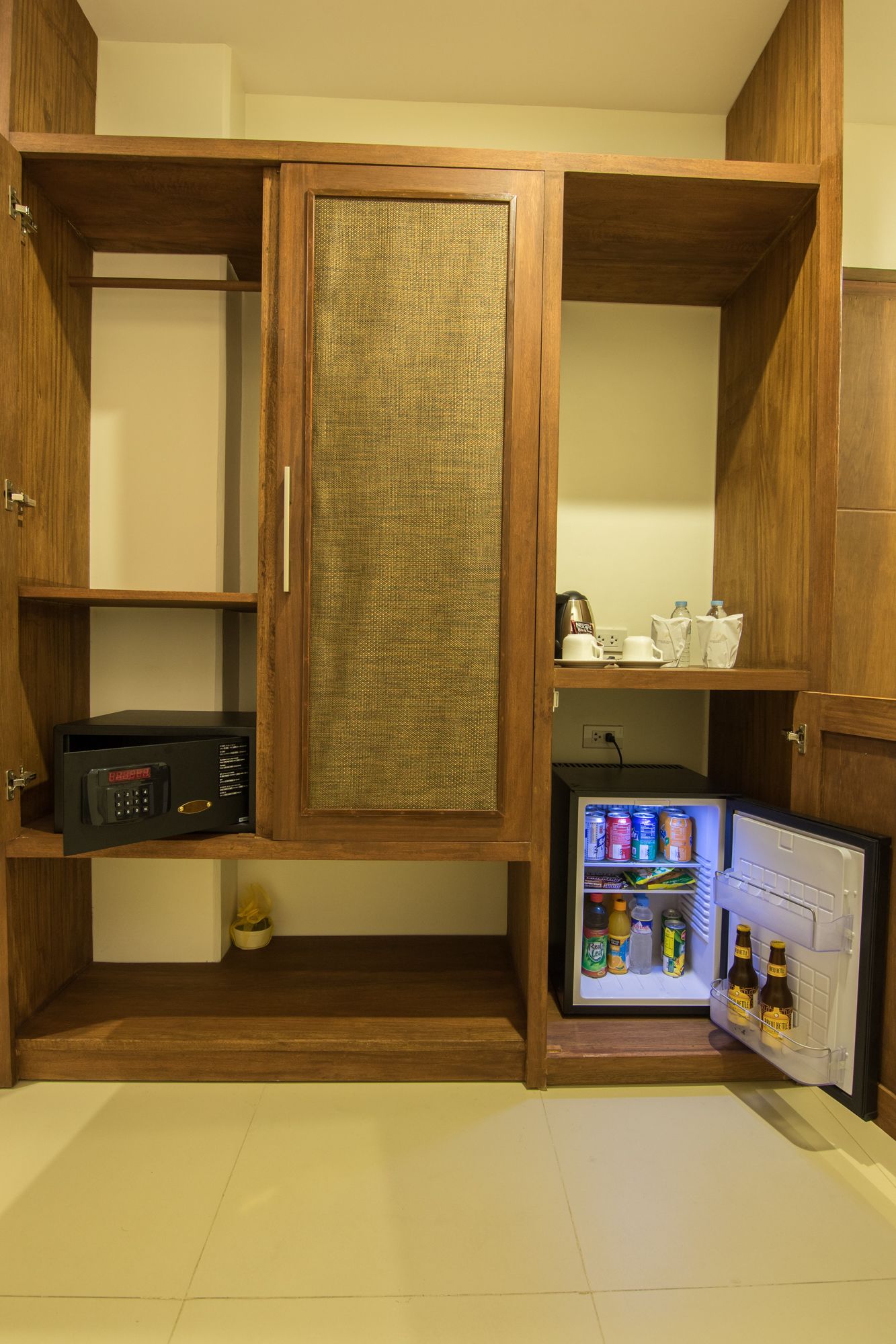 in-room safe, desk, iron/ironing board, cots/infant beds