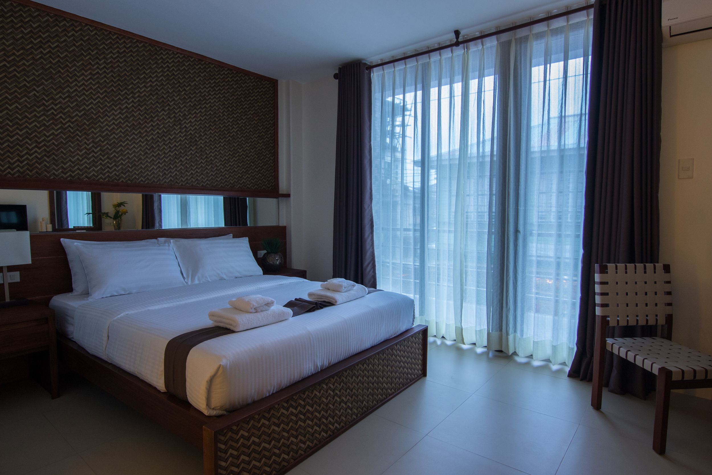 in-room safe, desk, iron/ironing board, cots/infant beds