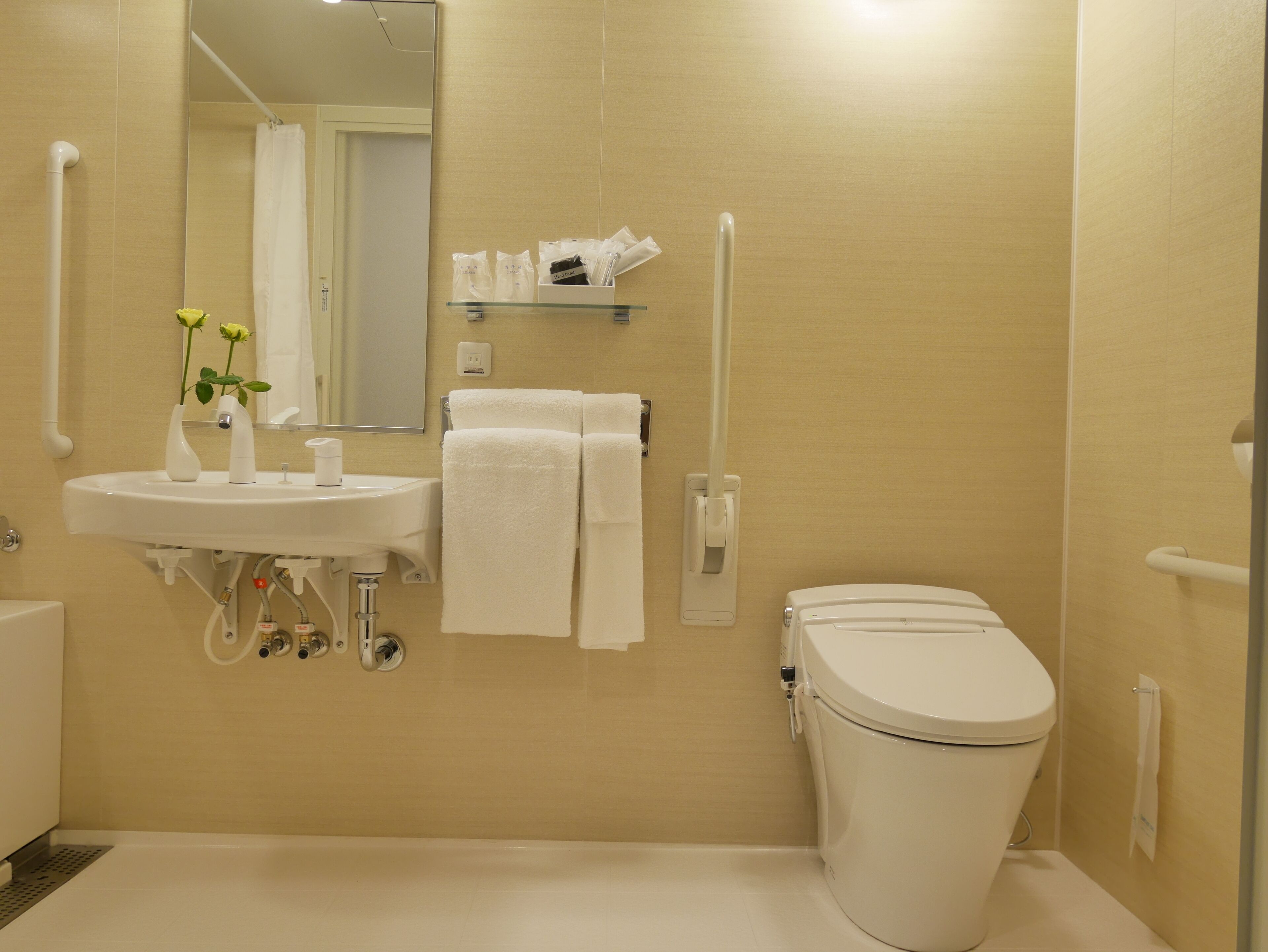 Photo - Red Roof Inn & Suites Osaka - Namba/Nippombashi