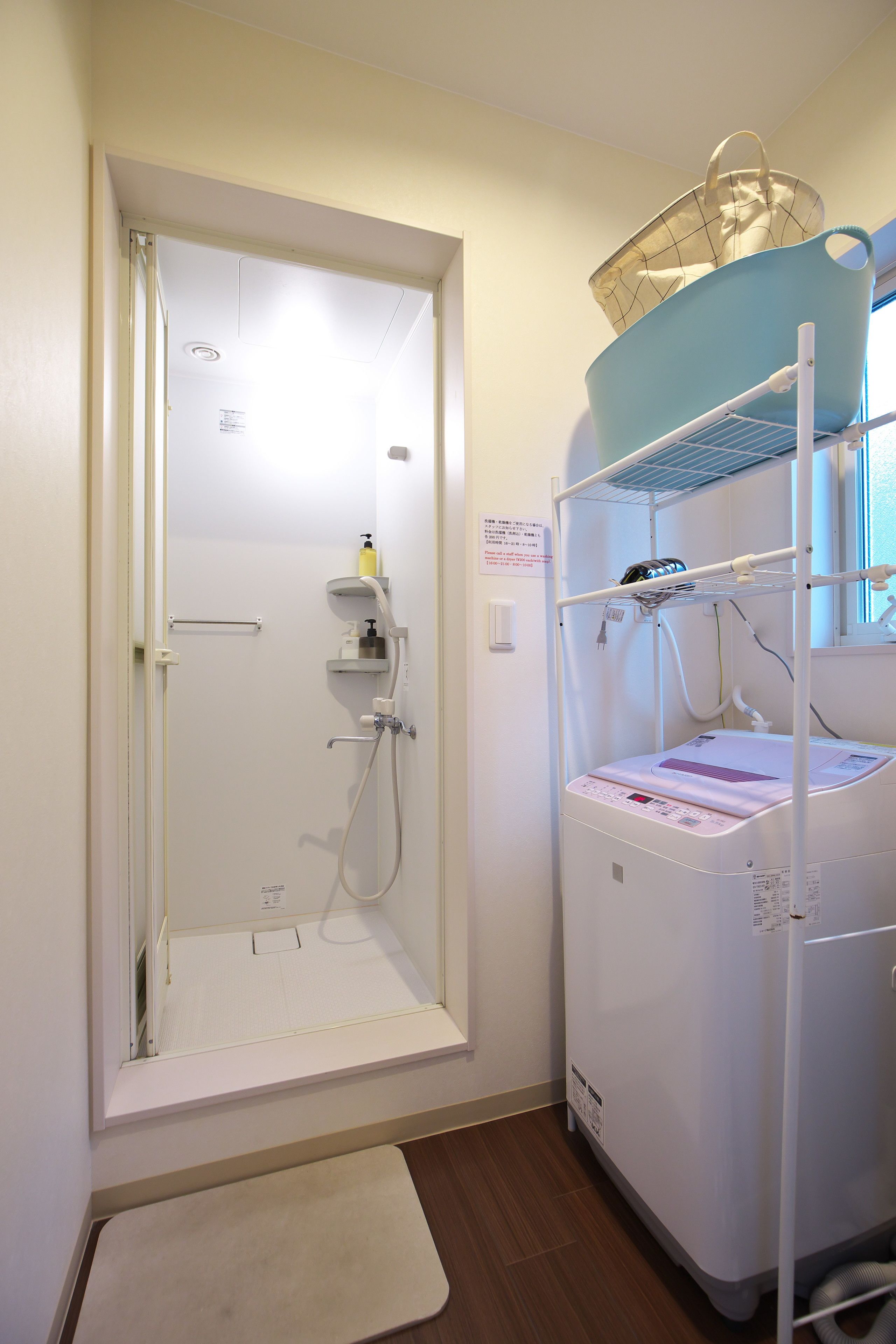 Huone, tupakointi kielletty (With bunk beds, For 4-6 people, Wi-Fi) | Kylpyhuoneen suihku