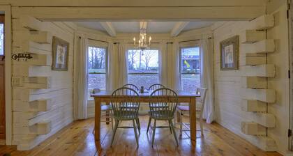 #Golf-cart->LakeBeach-Storybook Cottage Charming and Whimsical